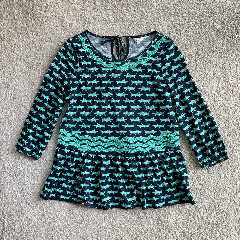 Crown & Ivy Grasshopper Pattern Green Blue Peplum Long Sleeve Top Size Small